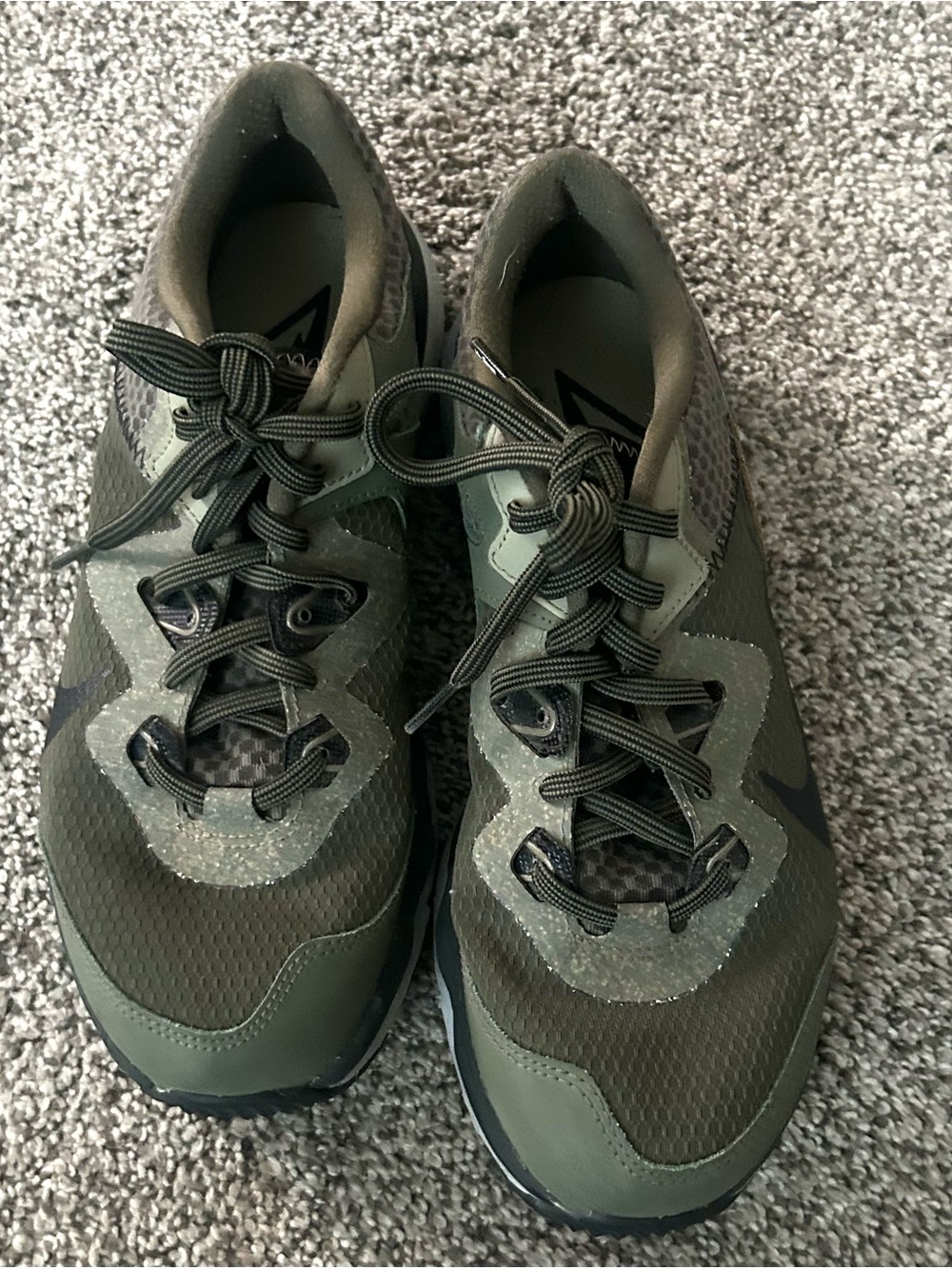 Nike Men's Olive Green Trail Running Shoes